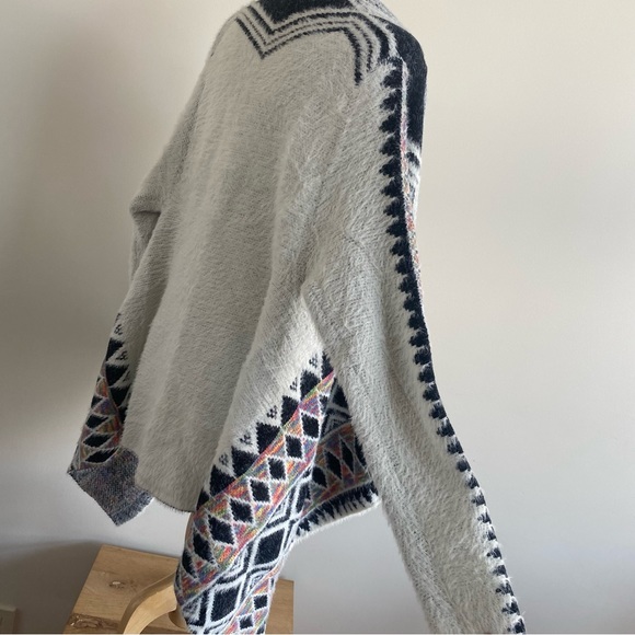 NWT White Open Front Shawl Collar Aztec Southwest Boho Print Cardigan Sweater - Picture 5 of 7